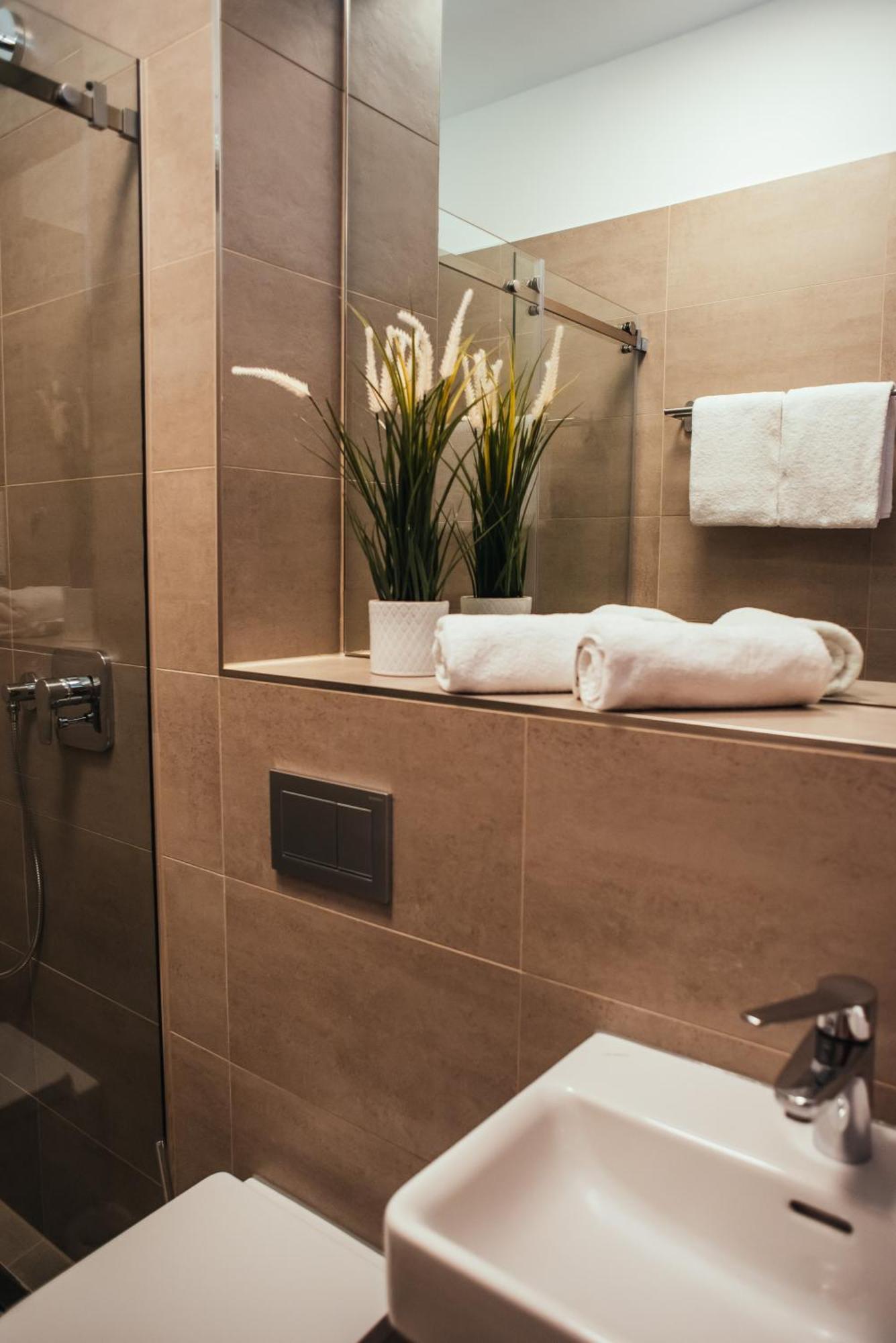 The Rix Studios & Suites Near Sbahn Neukolln Berlin Bilik gambar